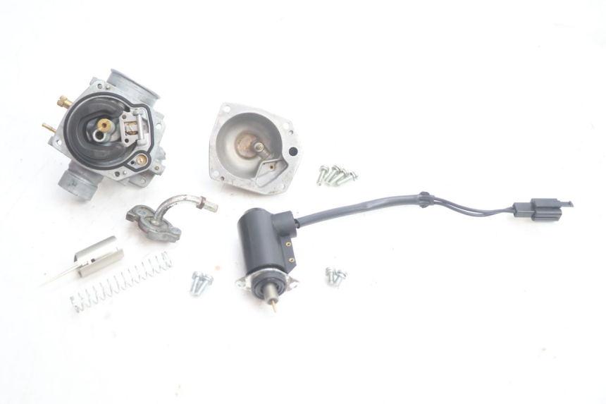 photo de CARBURATEUR VASTRO GP 2T 50 (2013 - 2017) - État de surface