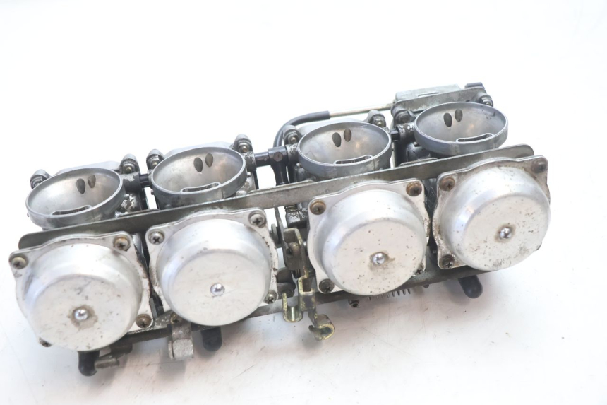 photo de CARBURATEUR KAWASAKI GPX F ZX750F 750 (1986 - 1990) - Gros plan technique