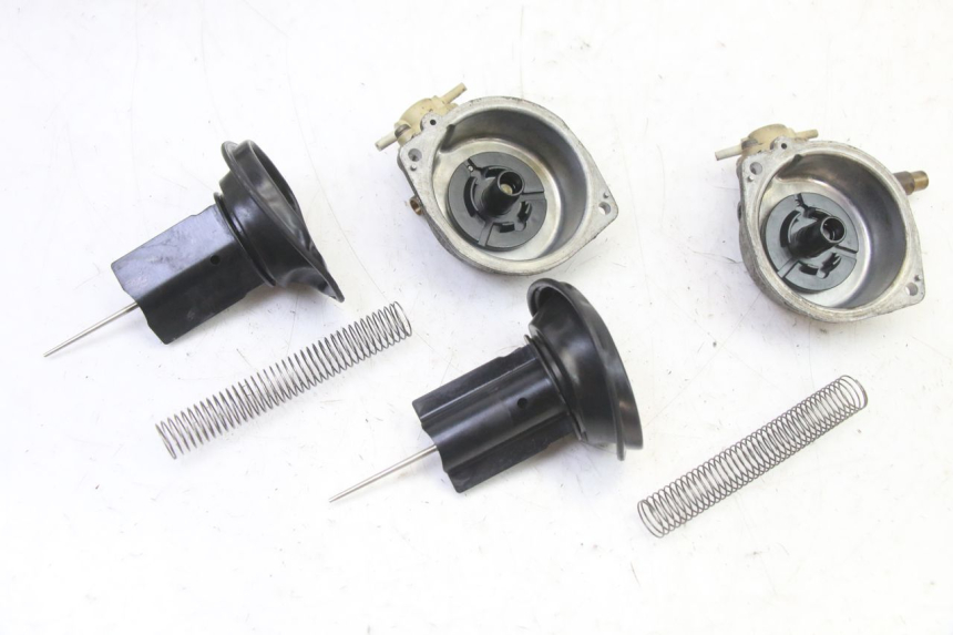 photo de CARBURATEUR SUZUKI GS GSE 500 (2001 - 2003) - Zoom composants