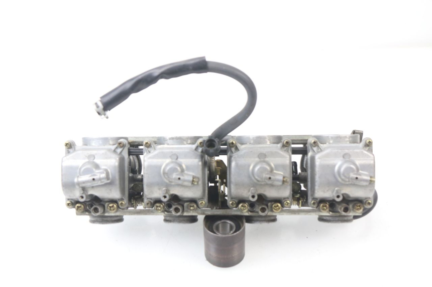 photo de CARBURATEUR SUZUKI GSF N BANDIT 600 (1996 - 1999) - Gros plan technique
