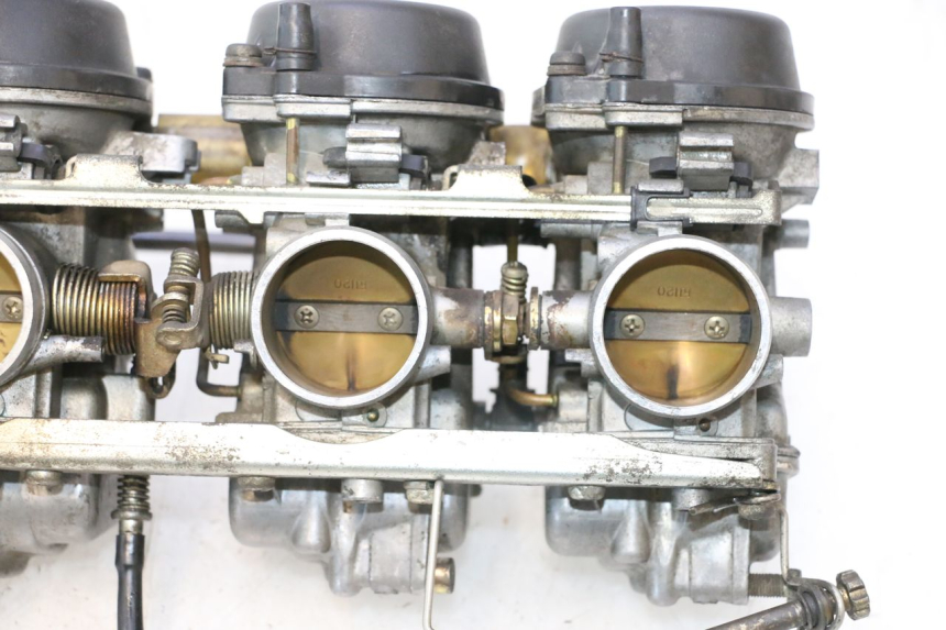 photo de CARBURATEUR SUZUKI GSX F GSXF 750 (1988 - 1998) - Zoom composants