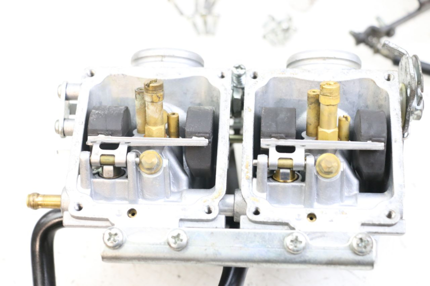 photo de CARBURATEUR HYOSUNG GTR 125 (2006 - 2008) - Zoom composants