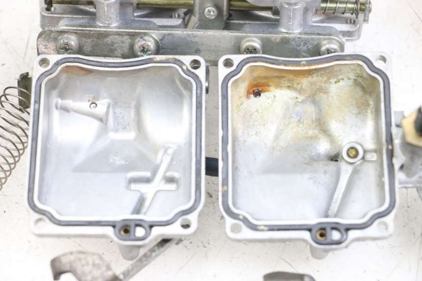 photo de CARBURATEUR HYOSUNG GTR 125 (2006 - 2008) - Angle alternatif