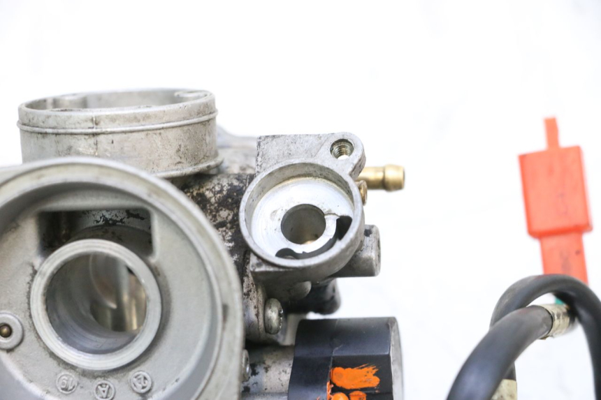 photo de CARBURATEUR SYM JET 14 4T 50 (2018 - 2022) - Vue rapprochée