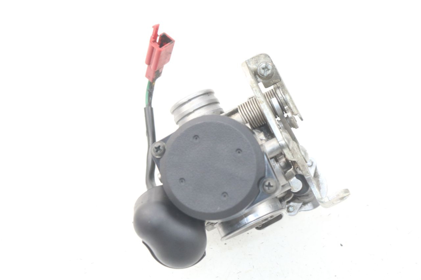 photo de CARBURATEUR PIAGGIO LIBERTY 4T 50 (2009 - 2015) - Autre angle de vue