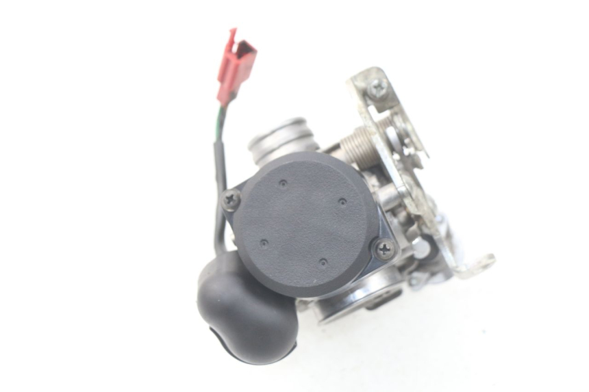 photo de CARBURATEUR PIAGGIO LIBERTY 4T 50 (2009 - 2015) - Gros plan technique