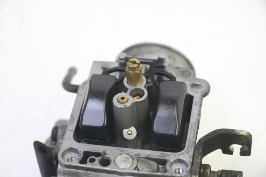 photo de CARBURATEUR PIAGGIO LIBERTY 125 (1998 - 2008) - État de surface