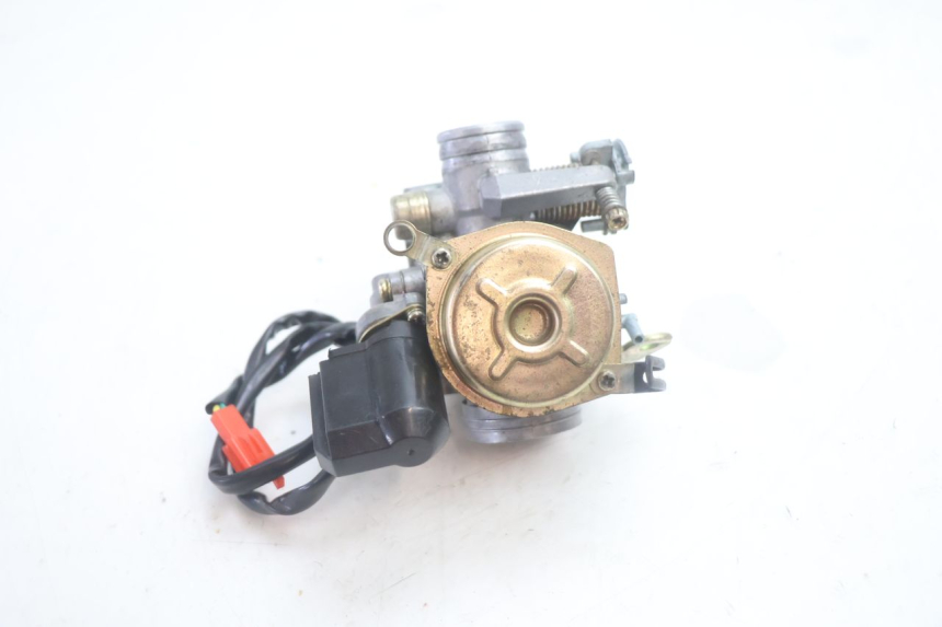 photo de CARBURATEUR KYMCO LIKE 125 (2009 - 2016) - Gros plan technique