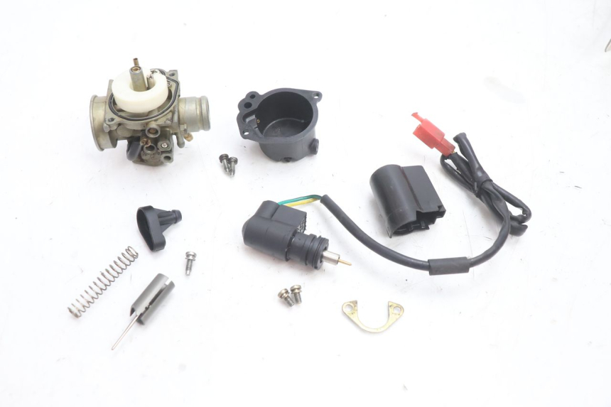 photo de CARBURATEUR PEUGEOT LUDIX 50 (2008 - 2017) - État de surface