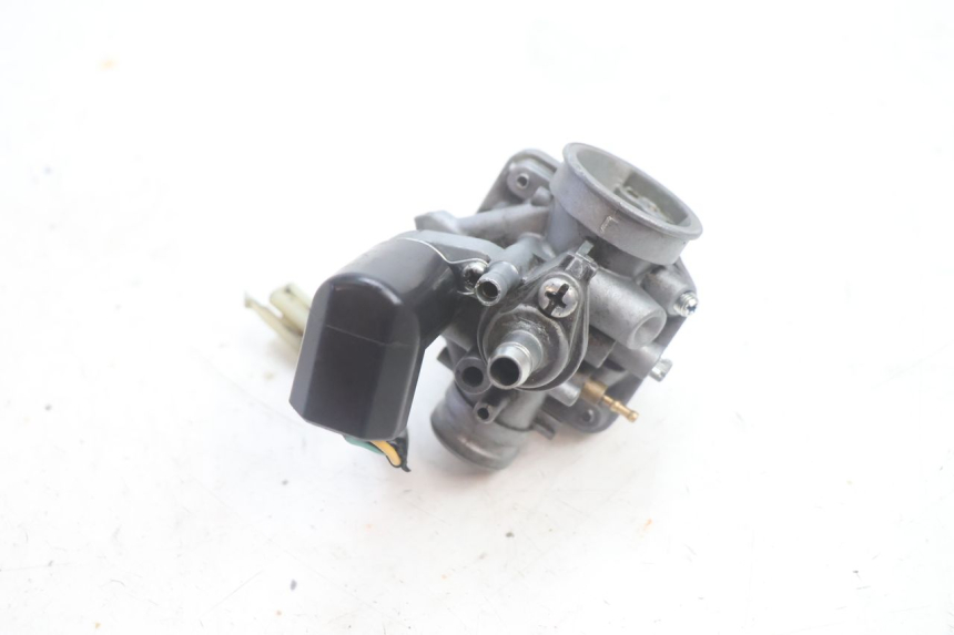 photo de CARBURATEUR PEUGEOT LUDIX PRO 2T 50 (2010 - 2017) - Gros plan technique