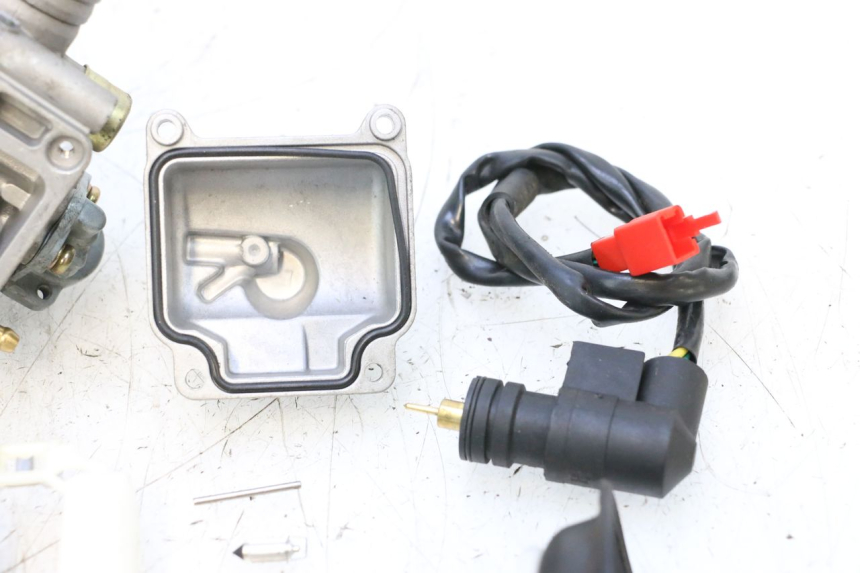 photo de CARBURATEUR KEEWAY MATRIX RX9 125 (2006 - 2007) - Angle alternatif