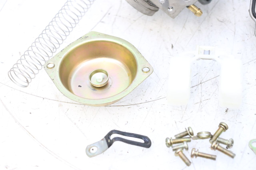 photo de CARBURATEUR KEEWAY MATRIX RX9 125 (2006 - 2007) - Aperçu profil