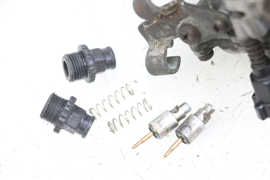 photo de CARBURATEUR HONDA NTV DEAUVILLE 650 (1998 - 2001) - Autre angle de vue