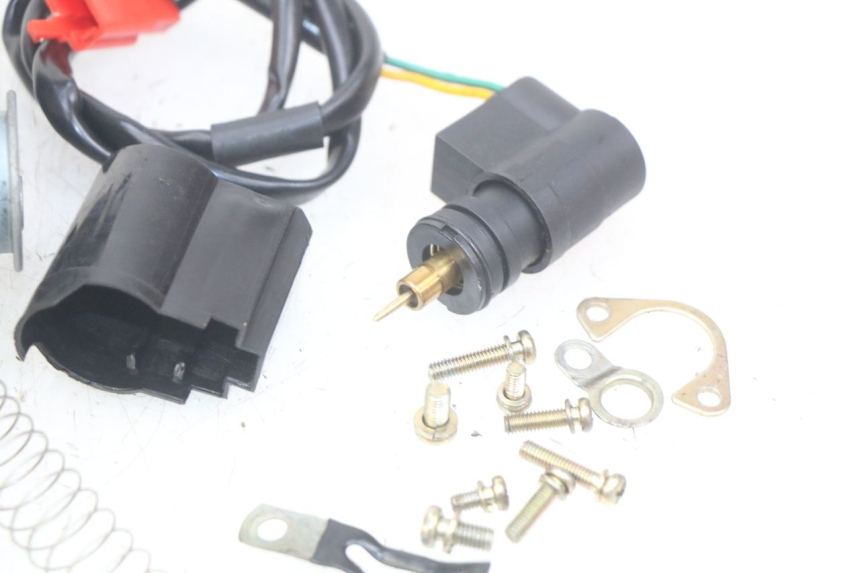 photo de CARBURATEUR SELECT UP OCTALIS 125 (2007 - 2012) - Vue rapprochée