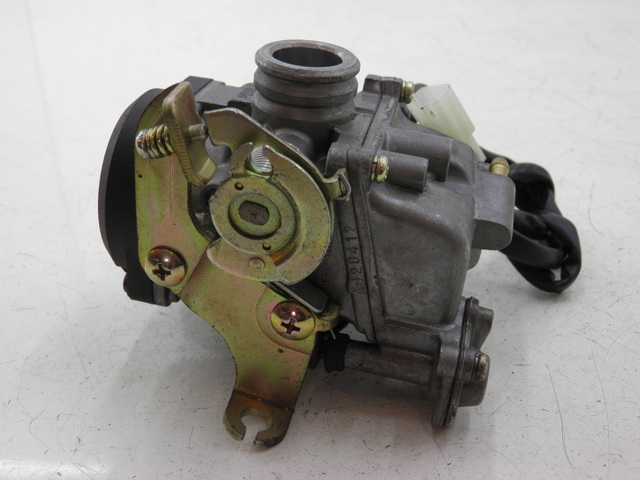 photo de CARBURATEUR QINGQI SPEEDY 50 (2005 - 2007) - Gros plan technique