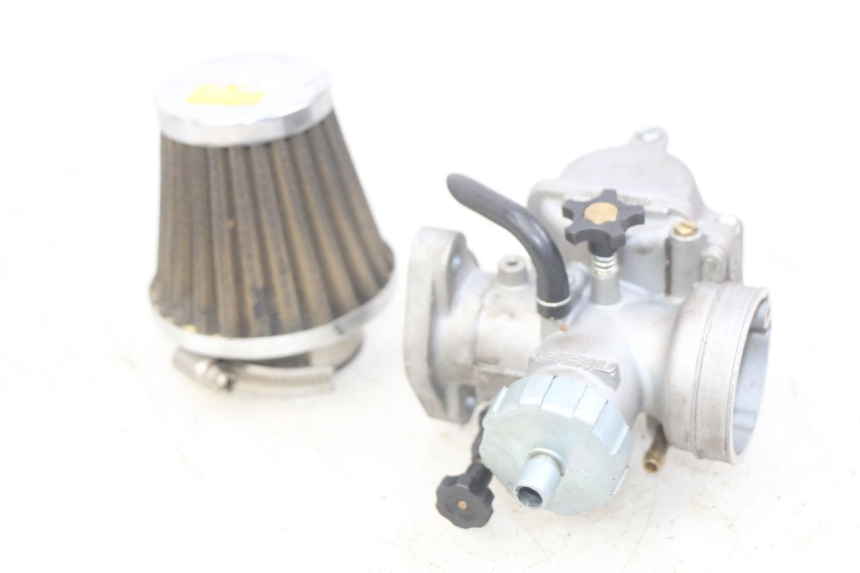 photo de CARBURATEUR APOLLO RFZ 125 - Gros plan technique