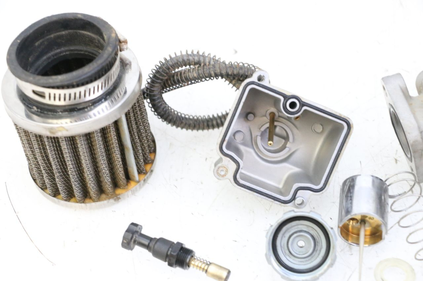 photo de CARBURATEUR APOLLO RFZ 125 - Zoom composants