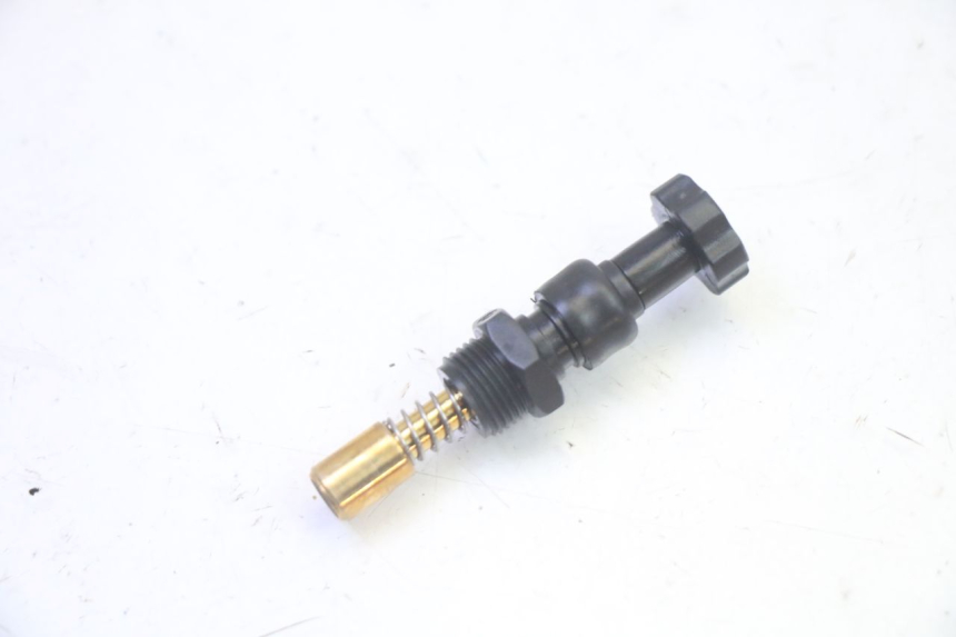 photo de CARBURATEUR APOLLO RFZ 125 - Vue rapprochée