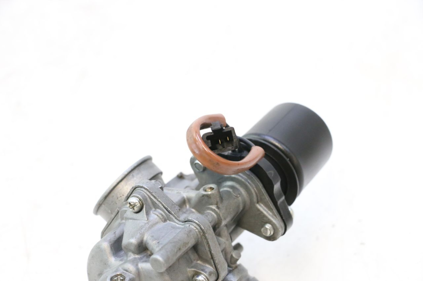 photo de CARBURATEUR TNT MOTOR ROMA 10' 2T 50 (2011 - 2018) - Zoom état d’usage