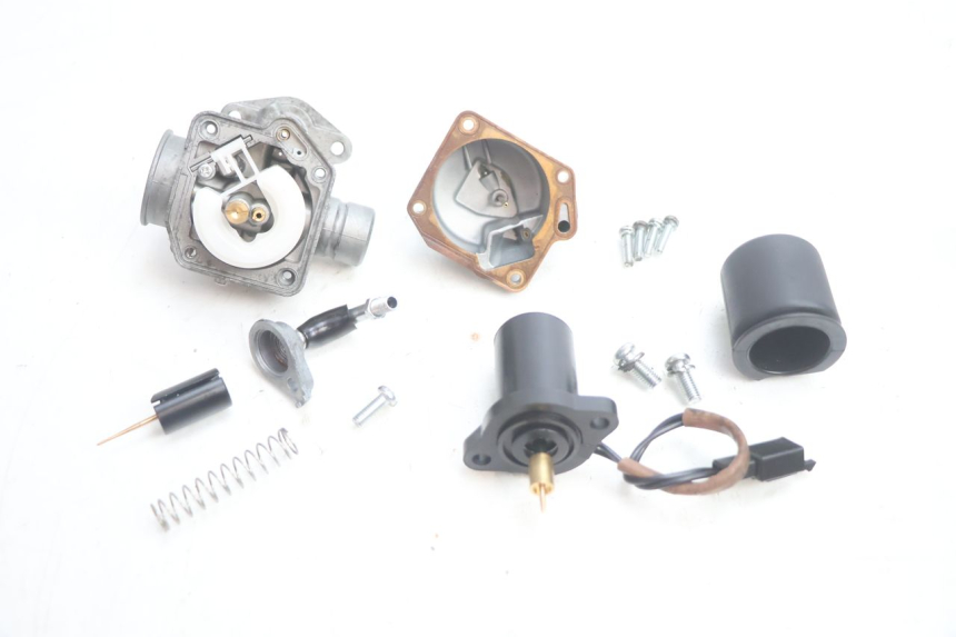 photo de CARBURATEUR TNT MOTOR ROMA 12' 2T 50 (2007 - 2018) - État de surface