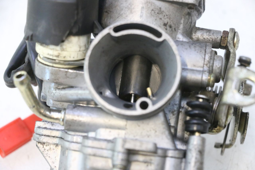 photo de CARBURATEUR DAELIM S2 125 (2006 - 2007) - État de surface