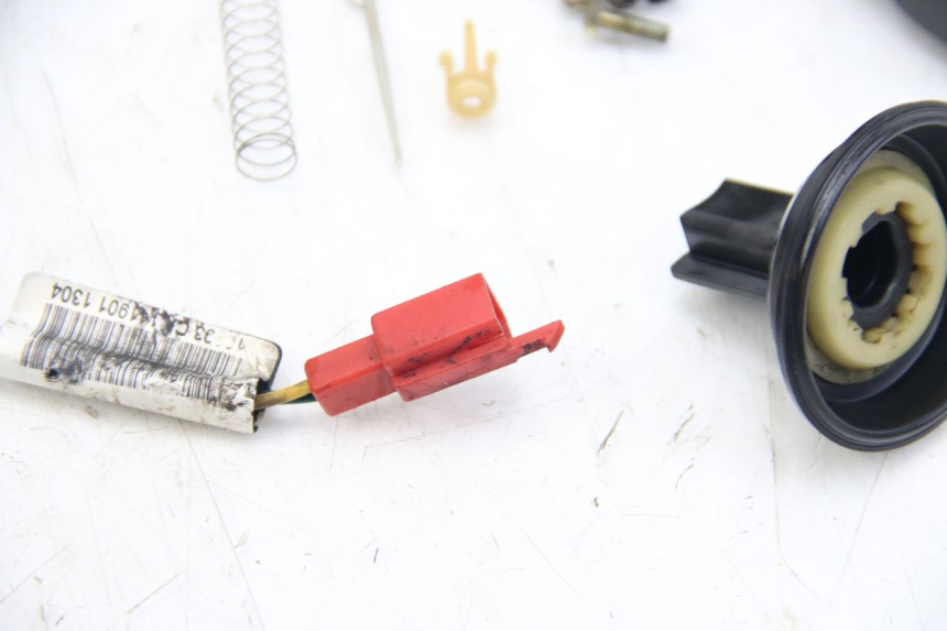 photo de CARBURATEUR APRILIA SCARABEO 4T 50 (2009 - 2017) - Inspection visuelle