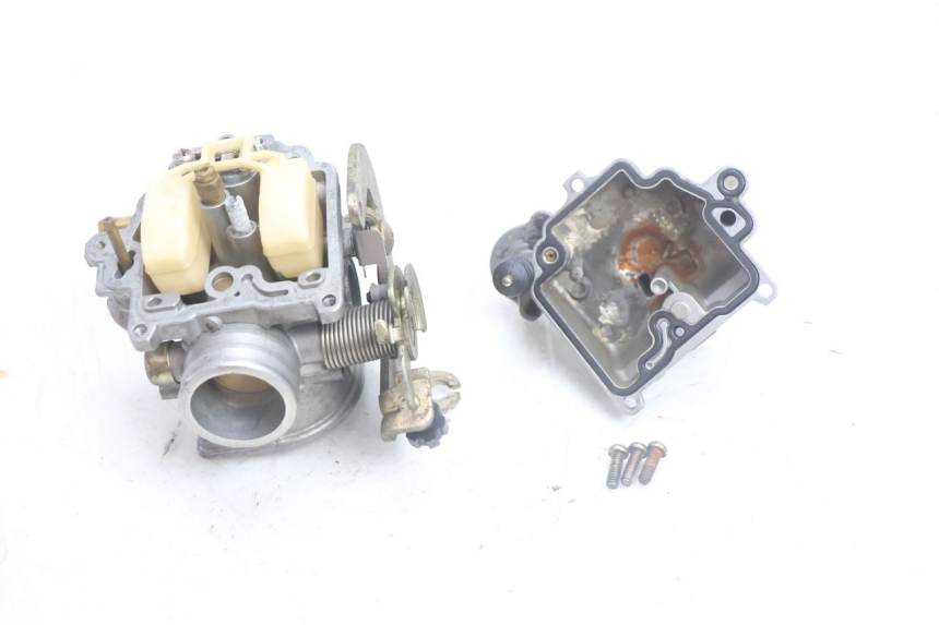 photo de CARBURATEUR APRILIA SCARABEO GT 125 (1999 - 2007) - État de surface