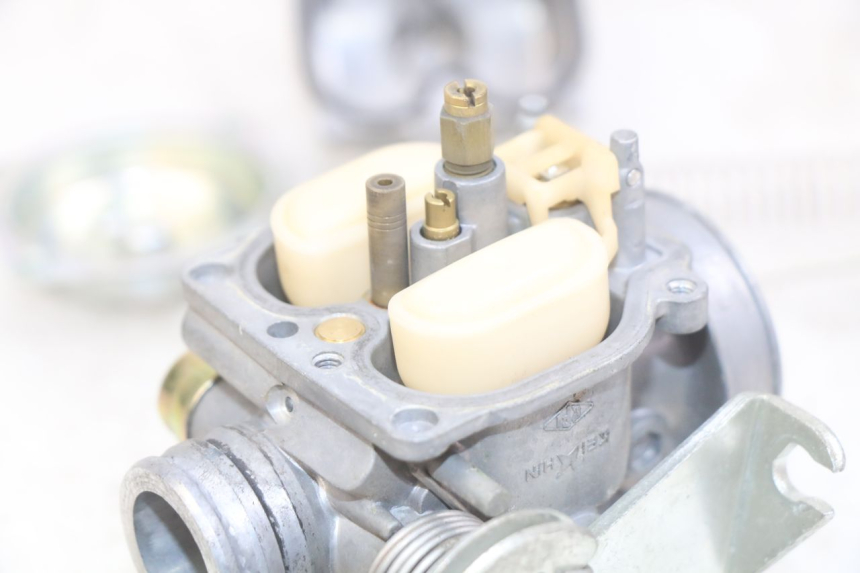 photo de CARBURATEUR HONDA SCV LEAD 100 (2003 - 2007) - Zoom composants