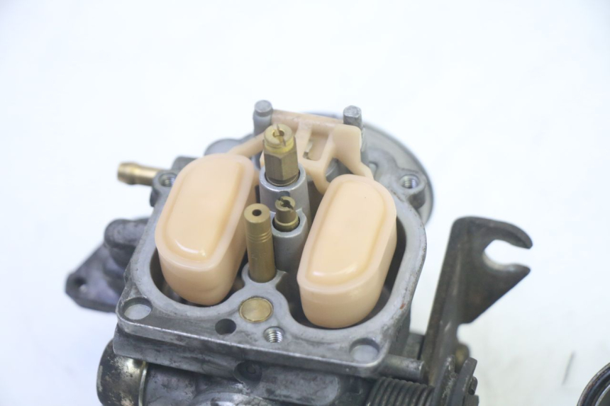 photo de CARBURATEUR HONDA SCV LEAD 100 (2003 - 2007) - Marquages et références