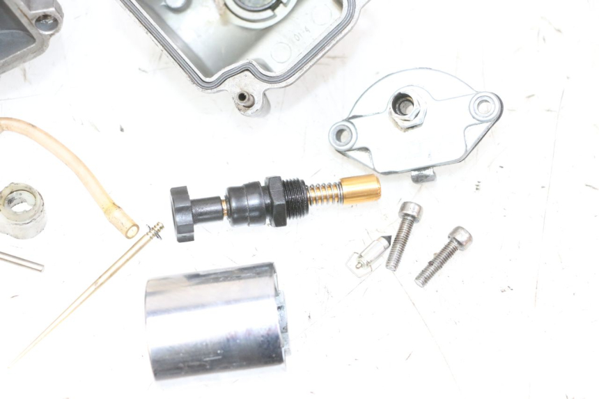 photo de CARBURATEUR DERBI SENDA SM DRD 50 (2008 - 2013) - Vue rapprochée