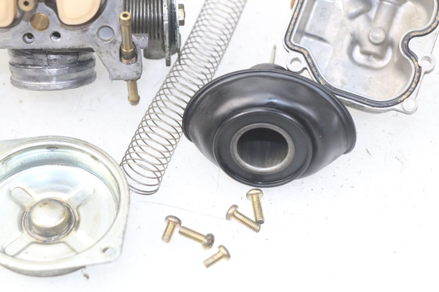 photo de CARBURATEUR HONDA SES DYLAN 125 (2002 - 2006) - Marquages et références