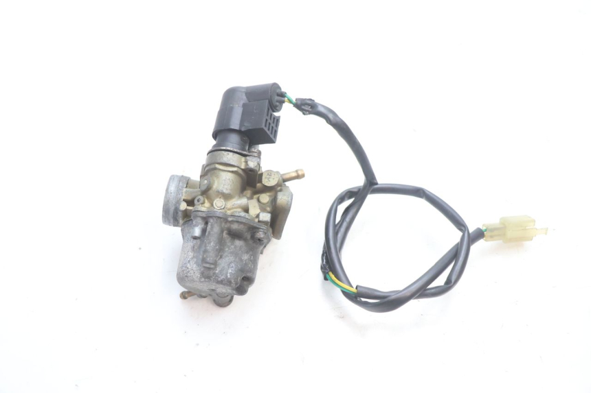 photo de CARBURATEUR PEUGEOT SPEEDFIGHT 2 AC 50 (2000 - 2009) - Gros plan technique