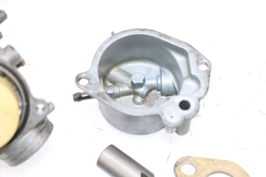 photo de CARBURATEUR PEUGEOT SPEEDFIGHT LC 50 (1996 - 2002) - Focus structure