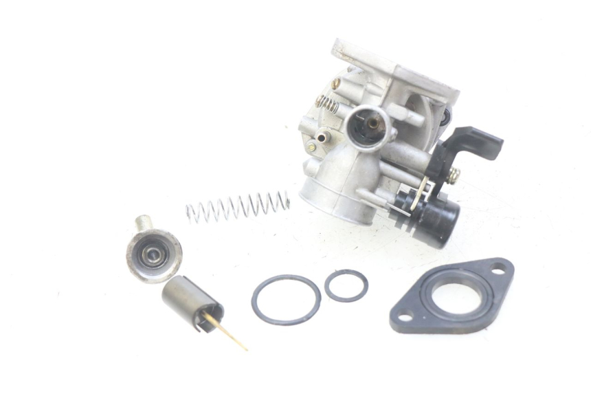 photo de CARBURATEUR CHINESE QUAD SPEEDY DELUXE 125 - État de surface
