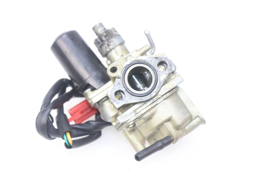 photo de CARBURATEUR PEUGEOT TKR TREKKER FURIOUS 50 (2005 - 2014) - Points de fixation