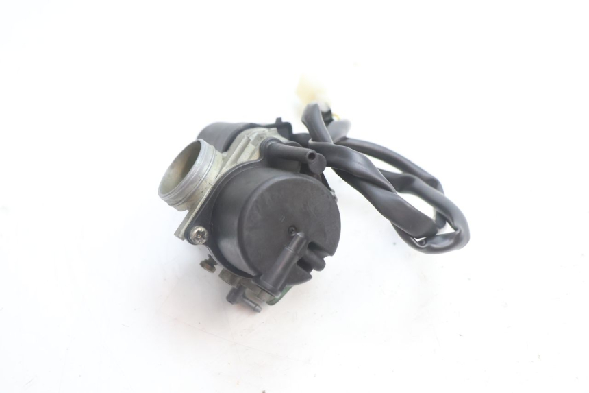 photo de CARBURATEUR PEUGEOT TKR TREKKER FURIOUS 50 (2005 - 2014) - Points de fixation