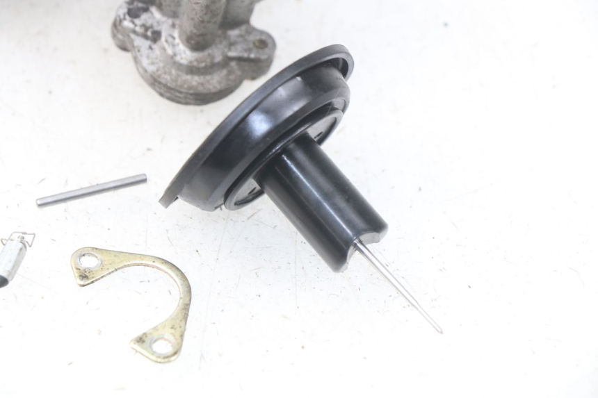 photo de CARBURATEUR BAOTIAN TRAVEL SPIRIT 50 (2010 - 2012) - Vue produit