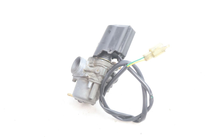 photo de CARBURATEUR PEUGEOT TREKKER 50 (1995 - 2004) - Gros plan technique