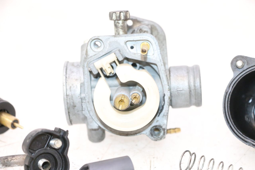photo de CARBURATEUR PIAGGIO TYPHOON 50 (2000 - 2009) - Zoom composants