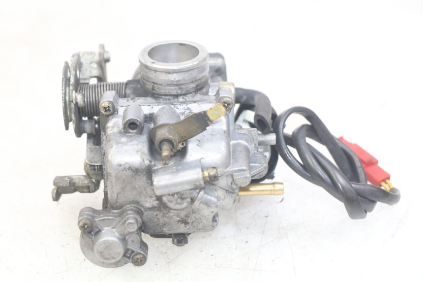 photo de CARBURATEUR SUZUKI UH BURGMAN 125 (2002 - 2006) - Gros plan technique