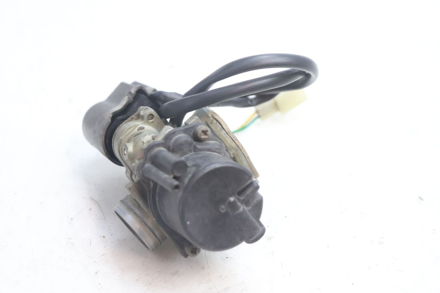 photo de CARBURATEUR PEUGEOT VIVACITY 50 (2004 - 2009) - Points de fixation