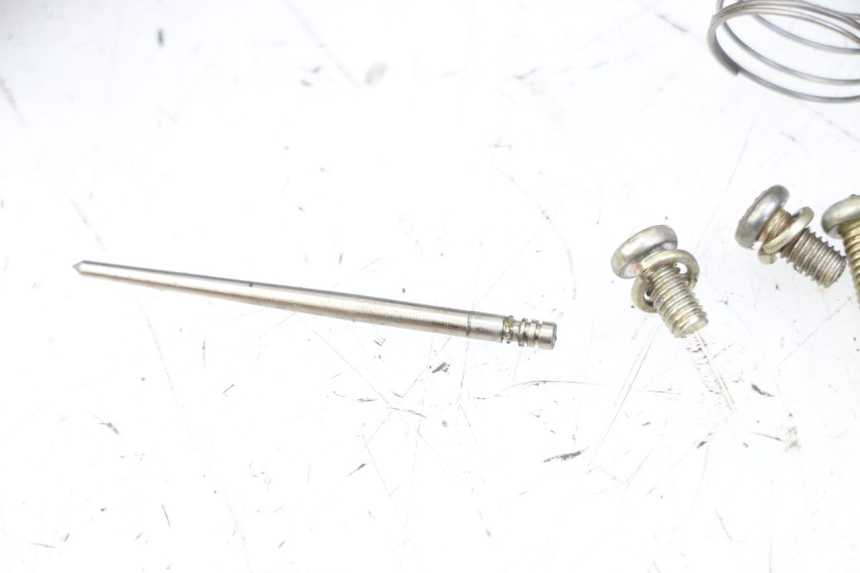 photo de CARBURATEUR VONROAD YIBEN 125 (2006 - 2010) - Zoom composants