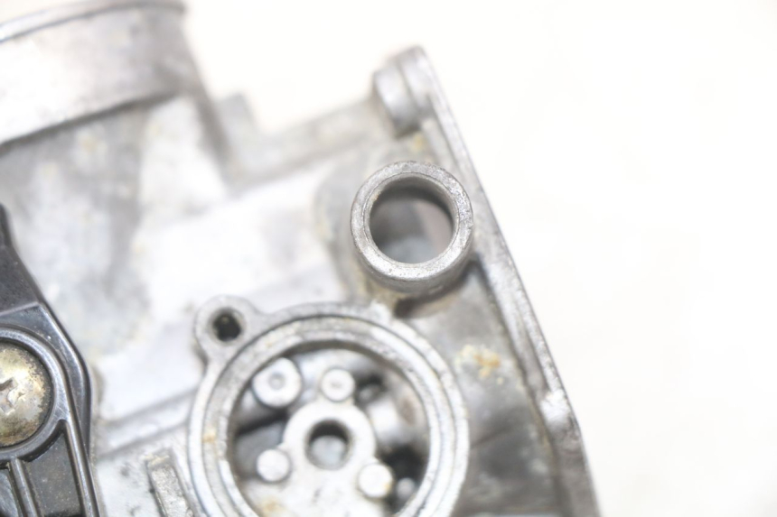 photo de CARBURATEUR PIAGGIO X8 125 (2004 - 2007) - Vue rapprochée