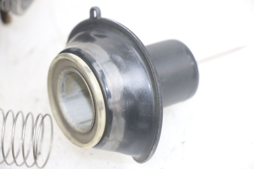 photo de CARBURATEUR PIAGGIO X9 125 (2000 - 2003) - État de surface