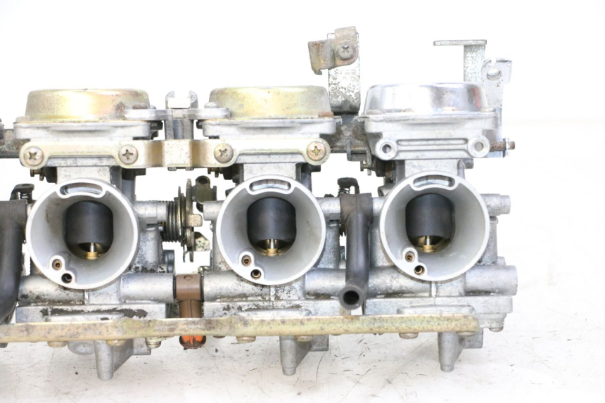 photo de CARBURATEUR YAMAHA XJN DIVERSION 600 (2000 - 2003) - Photo complémentaire