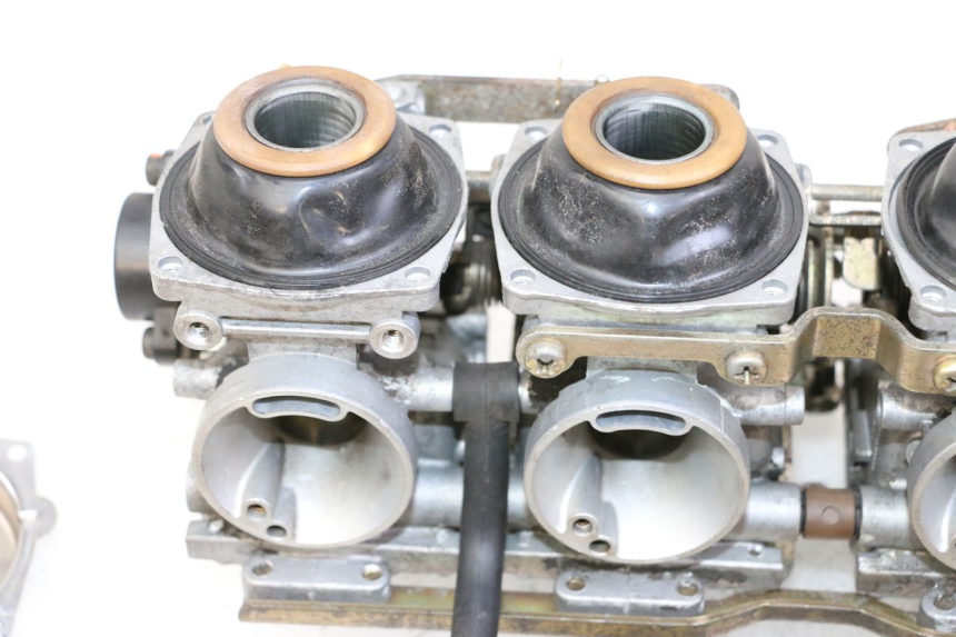 photo de CARBURATEUR YAMAHA XJN DIVERSION 600 (2000 - 2003) - Points de fixation