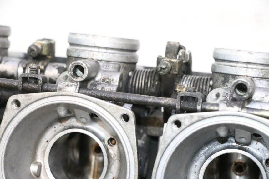 photo de CARBURATEUR YAMAHA XJR 1300 (1998 - 2002) - Inspection visuelle