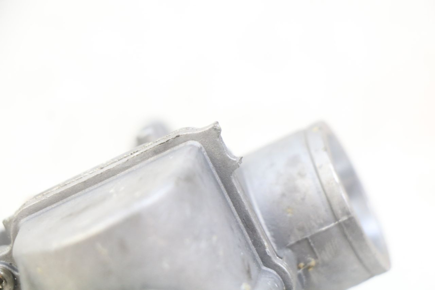 photo de CARBURATEUR PEUGEOT XP6 50 (1997 - 2003) - État de surface