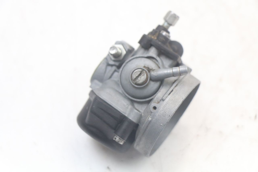 photo de CARBURATEUR PEUGEOT XP6 50 (1997 - 2003) - Autre angle de vue