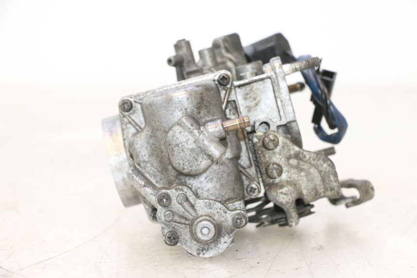 photo de CARBURATEUR YAMAHA YP MAJESTY 125 (2002 - 2006) - Points de fixation